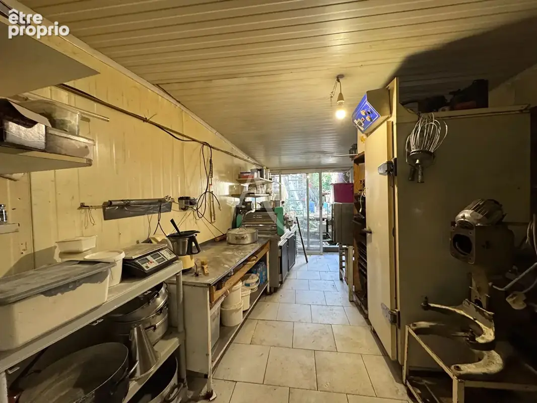 Labastide de Lévis . Maison de 415 m² - photo 5