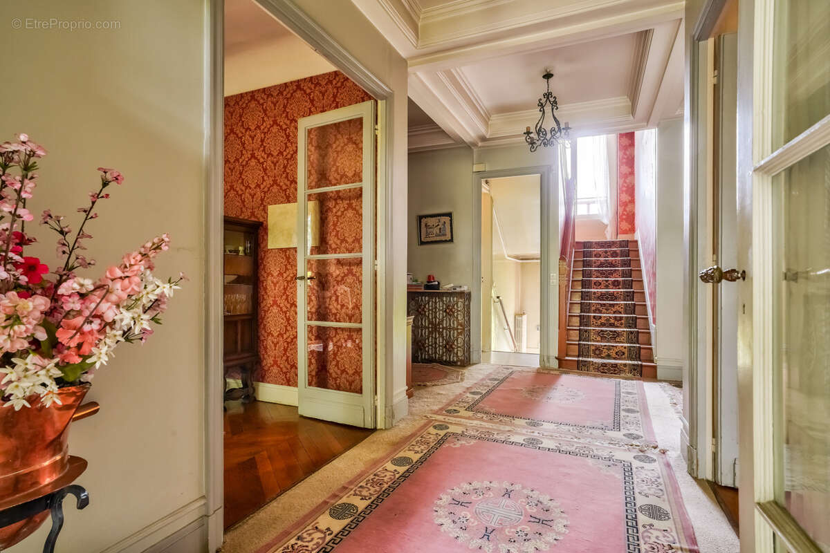 Maison à LE VESINET