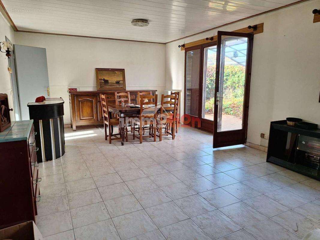 Maison à OUST-MAREST