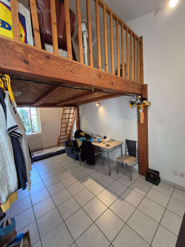 Appartement à LYON-8E