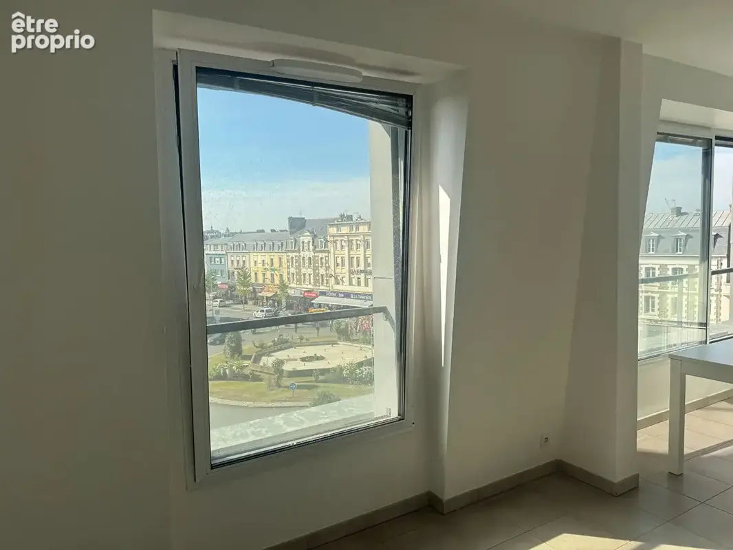 Quartier Gare ,  Ascenseur, Appartement  2 pièce(s) - photo 6