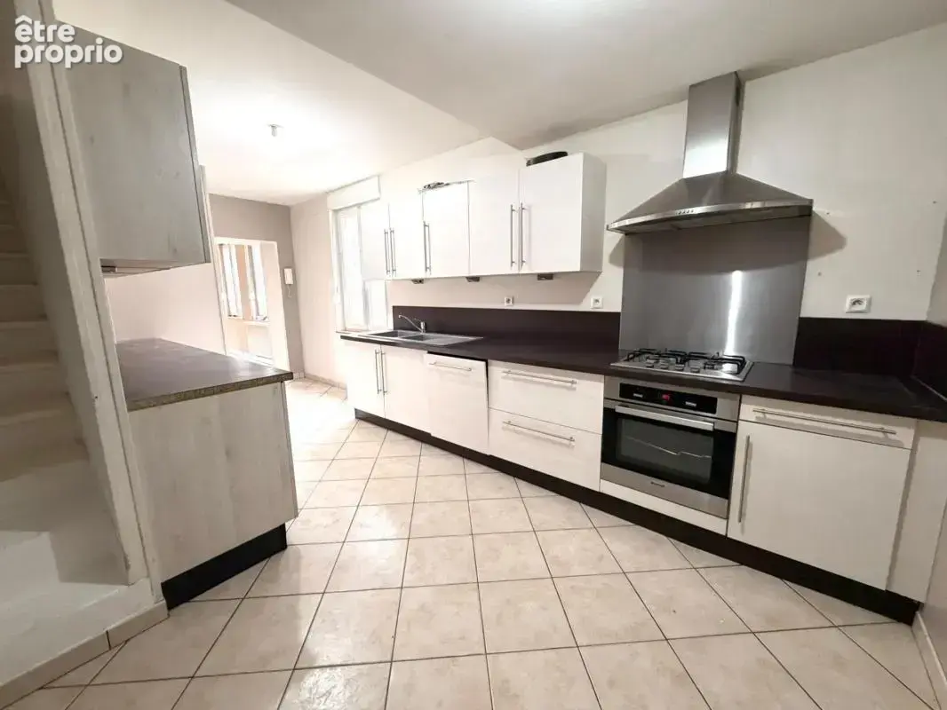 Maison semi individuelle de 137 m² — 4 chambres & jardin - photo 2