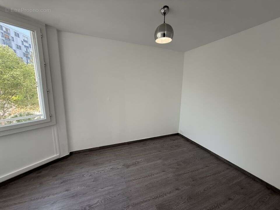 Martigues appartement T4 à vendre - 3 chambres - calme - - Appartement à MARTIGUES