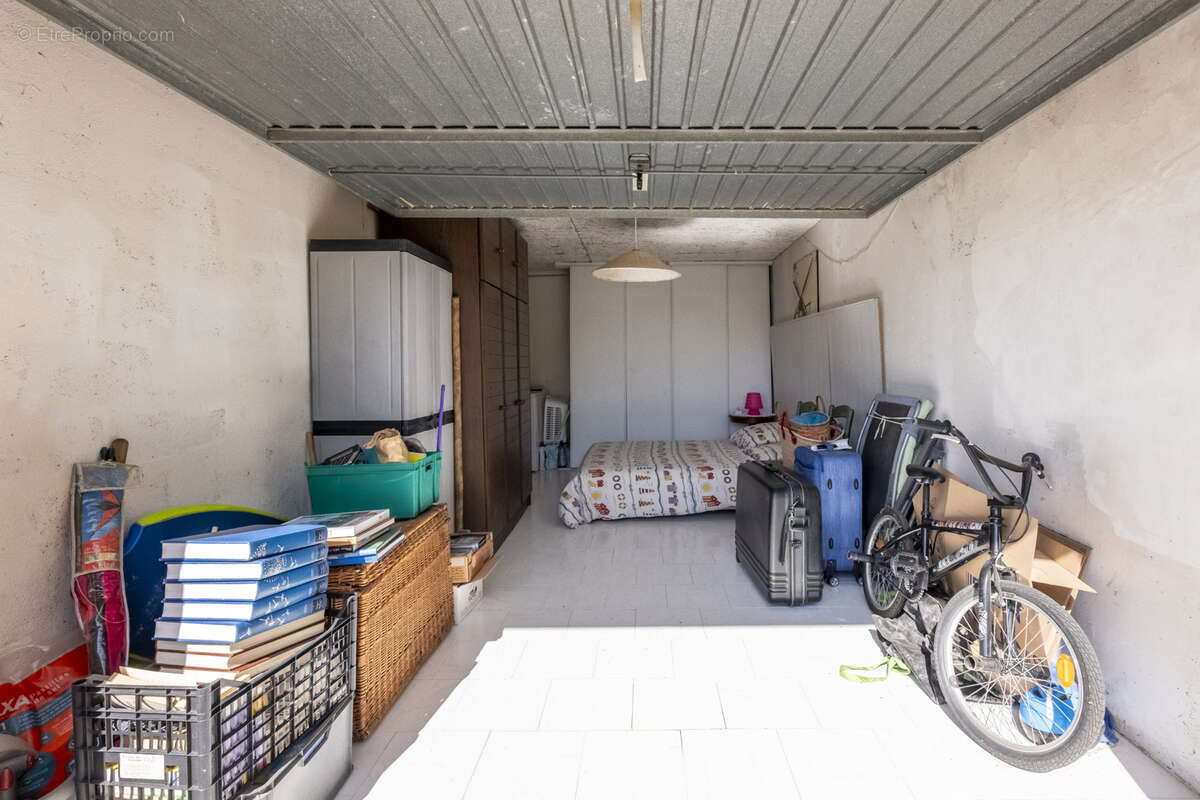 Appartement à SIX-FOURS-LES-PLAGES