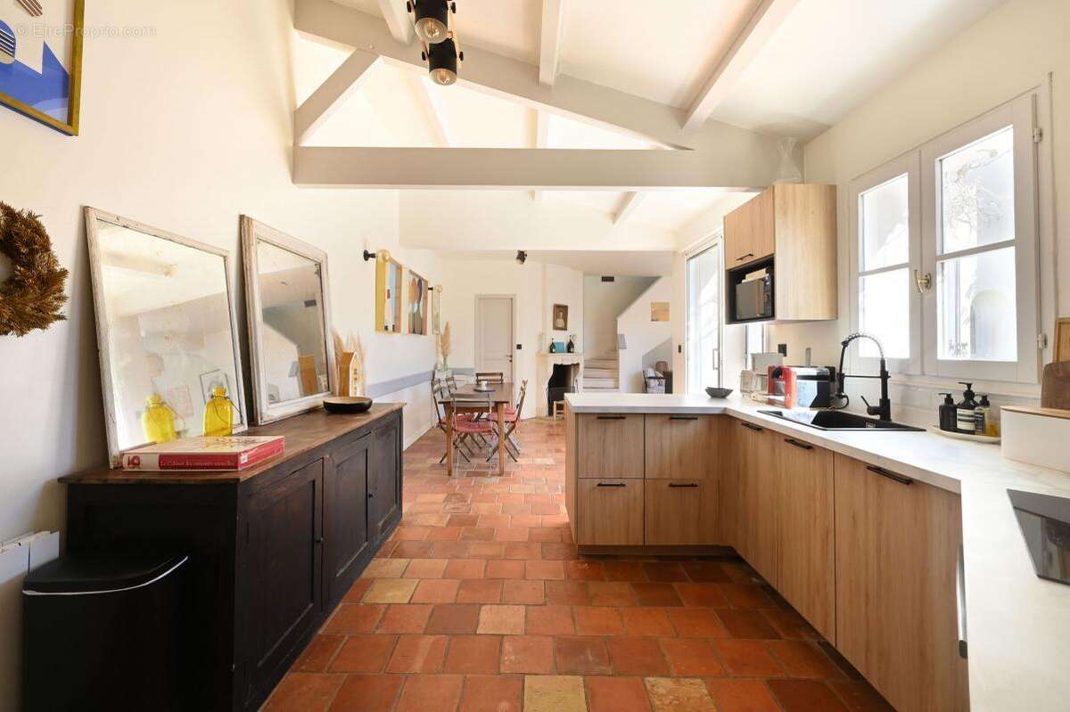 Maison à LES PORTES-EN-RE