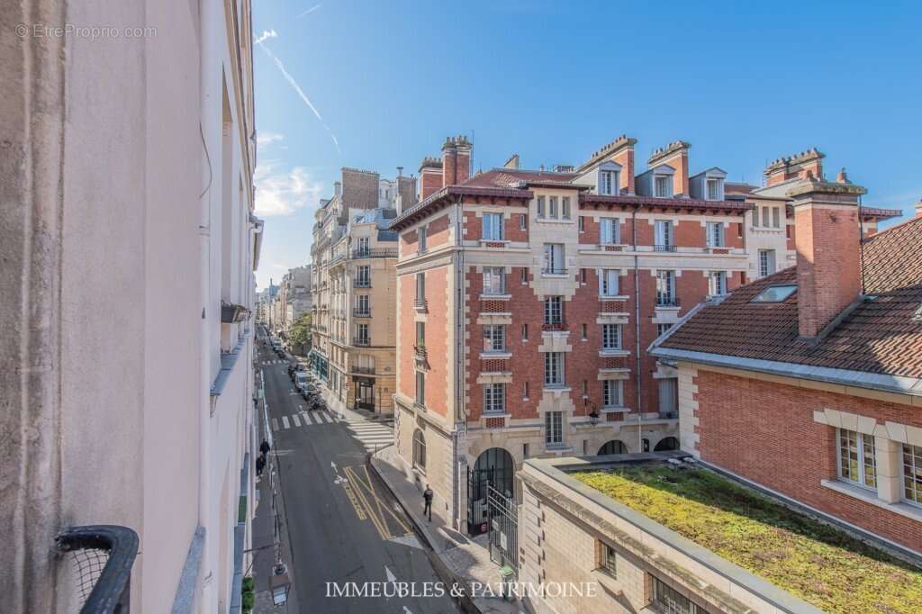 Appartement à PARIS-3E