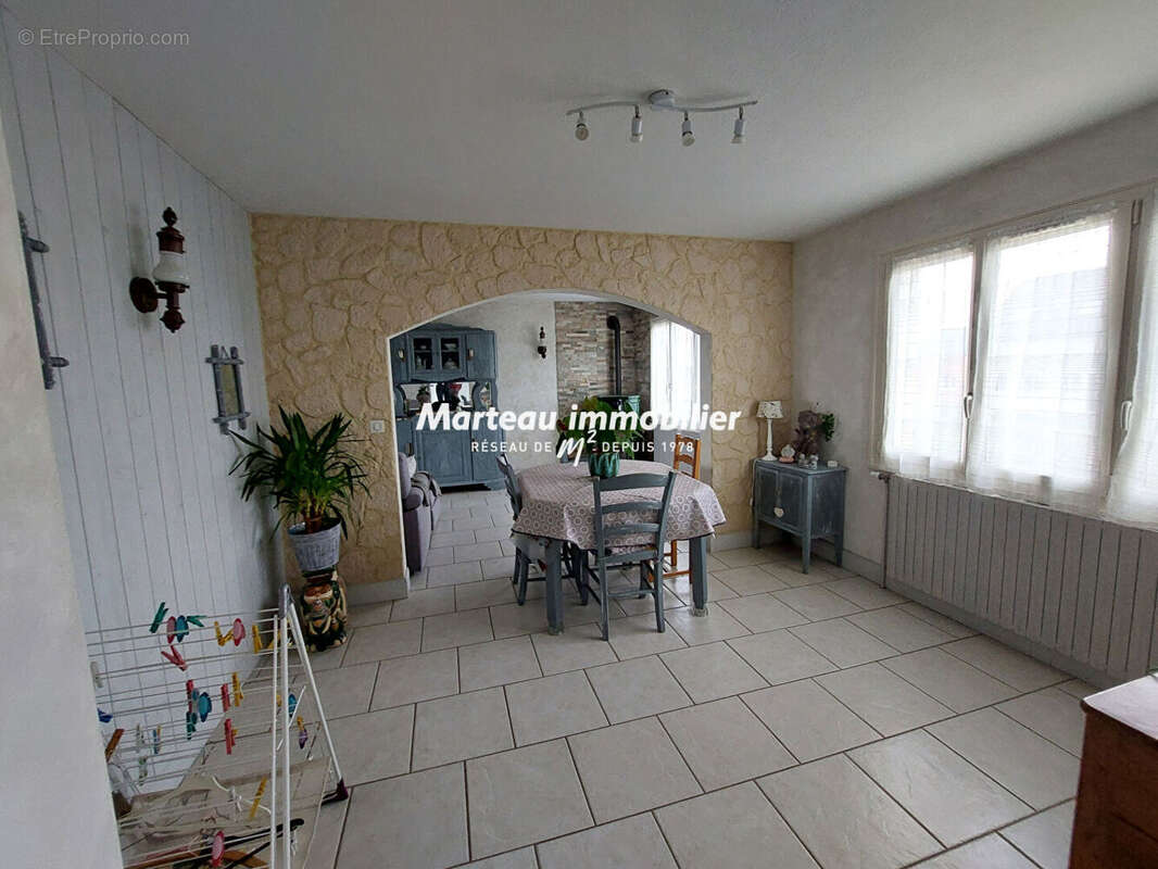 Maison à CHAPELLE-ROYALE