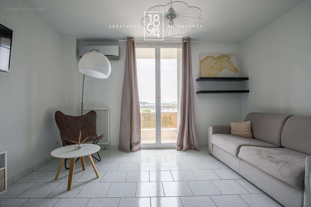T2 avec balcon, vue sainte victoire, secteur Encagnane - photo 2