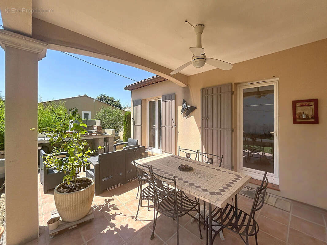 Maison à PIOLENC