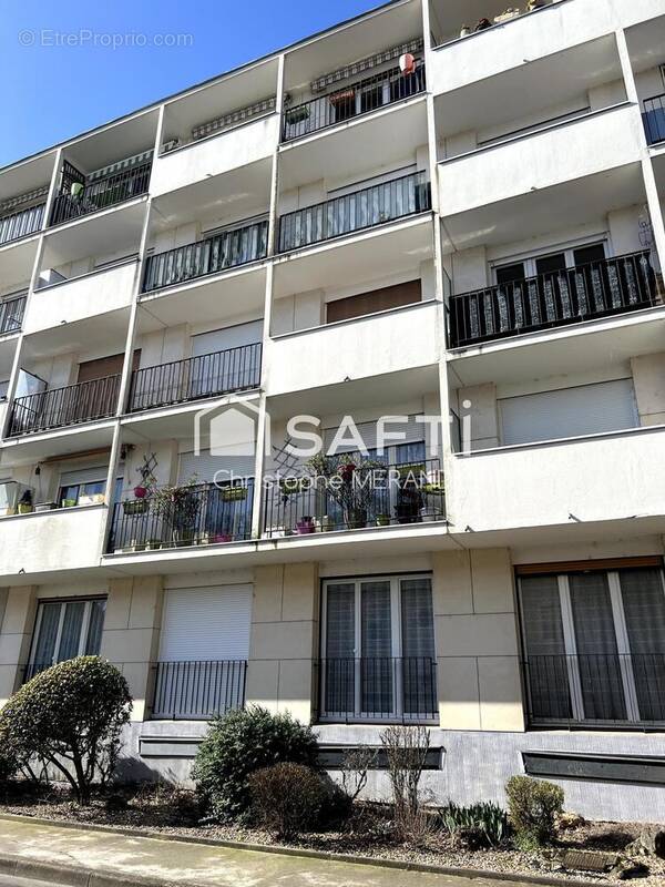 Photo 1 - Appartement à CHATELLERAULT