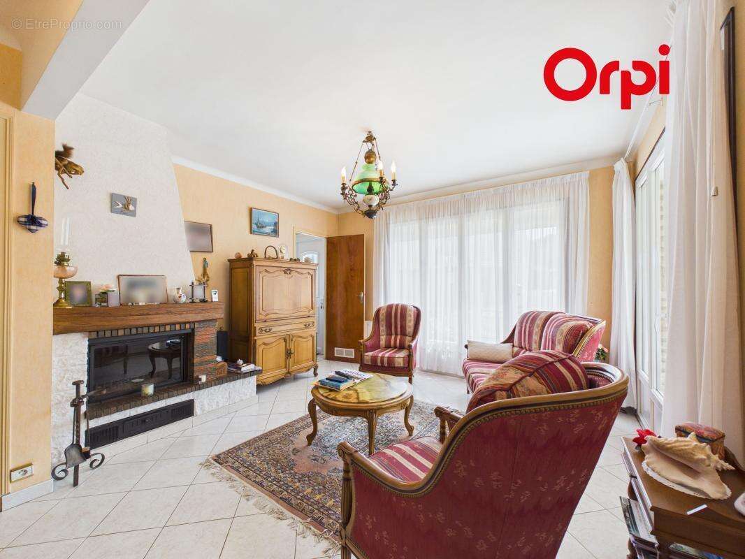 Maison 4 pièces 74 m² - photo 4