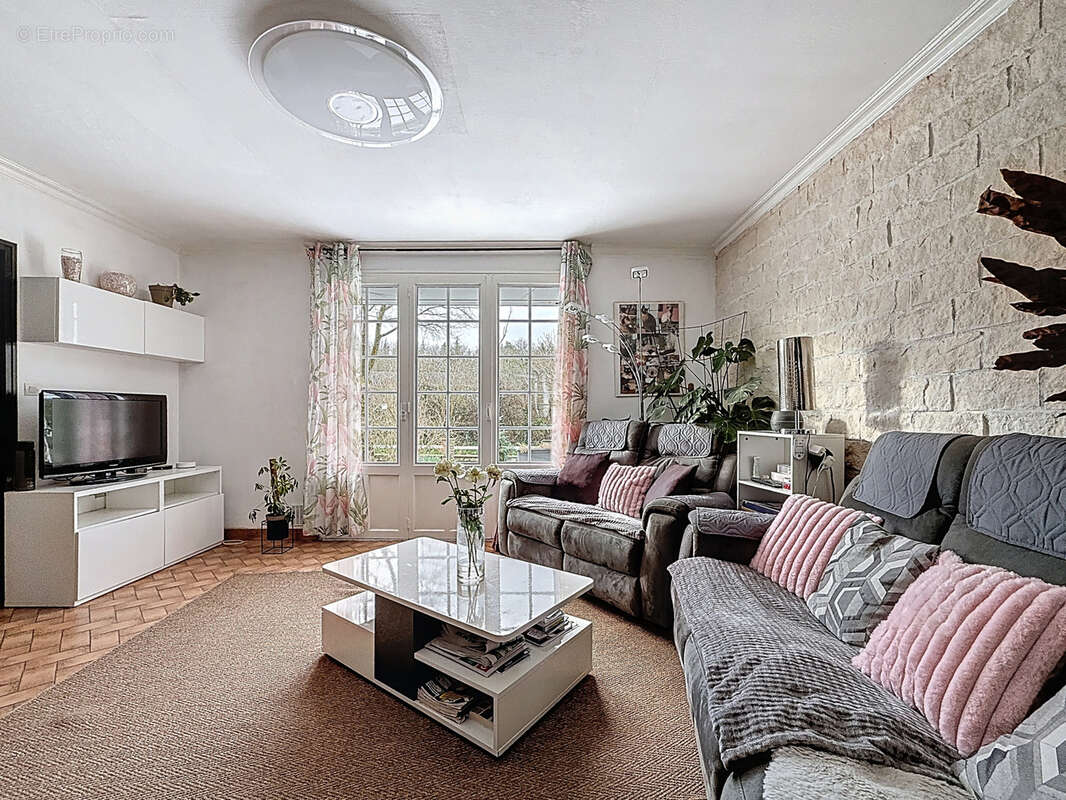 Maison à PICAUVILLE