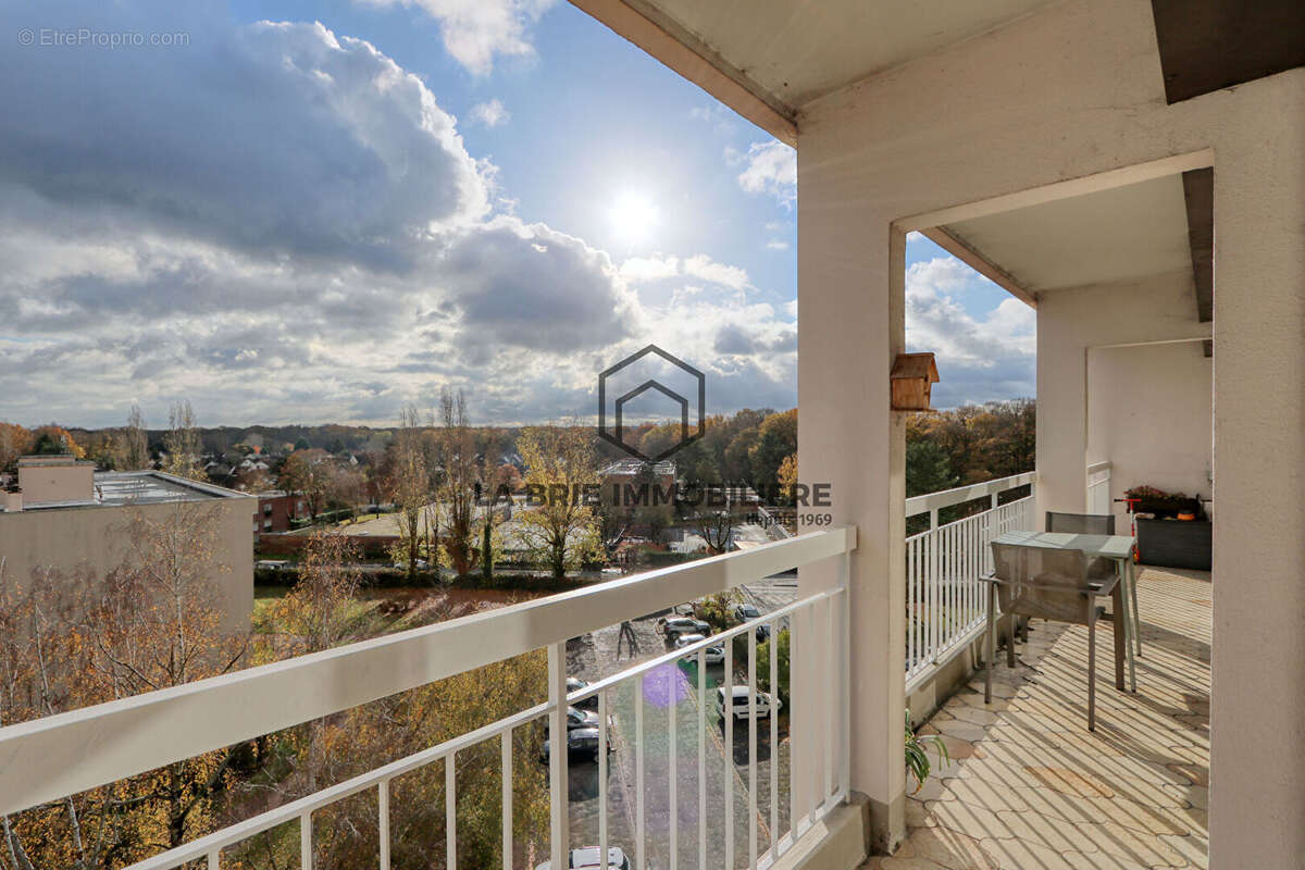 Appartement à LIMEIL-BREVANNES