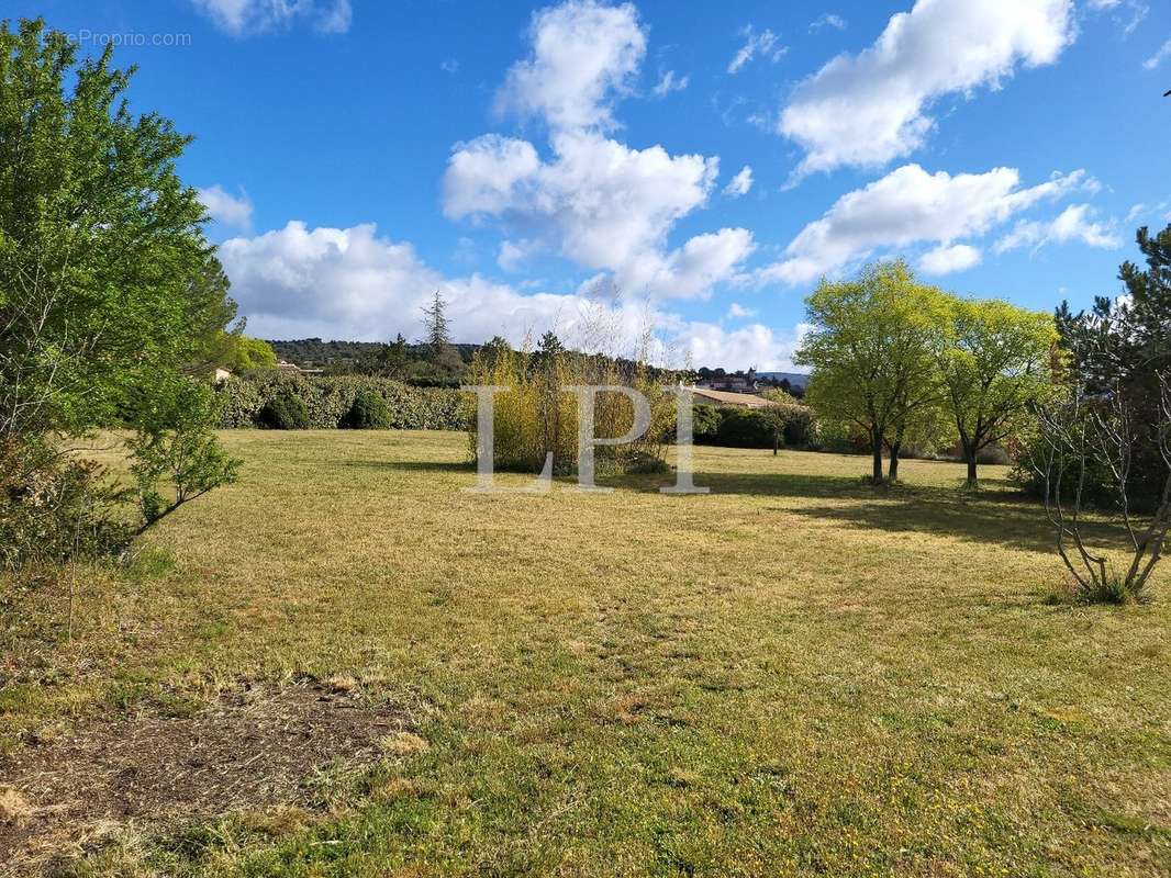 Maison à SAINT-SATURNIN-LES-APT