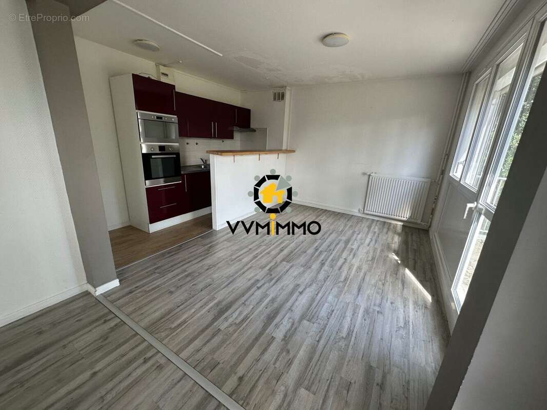 Appartement à LE CELLIER