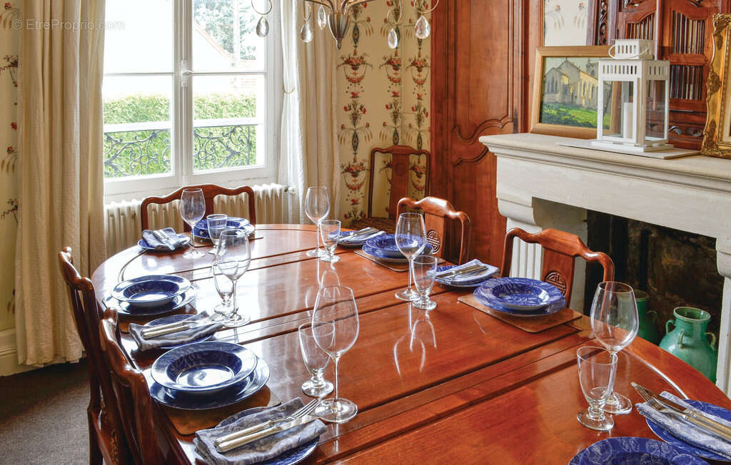 Maison à CIRES-LES-MELLO