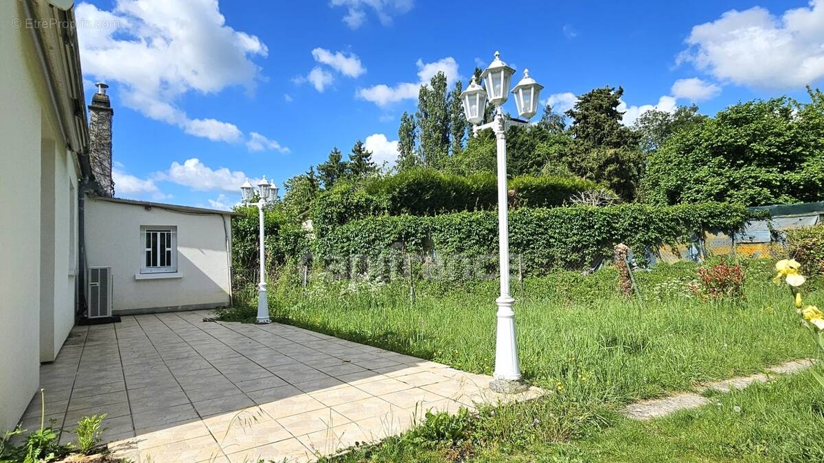 Maison à GALLARDON