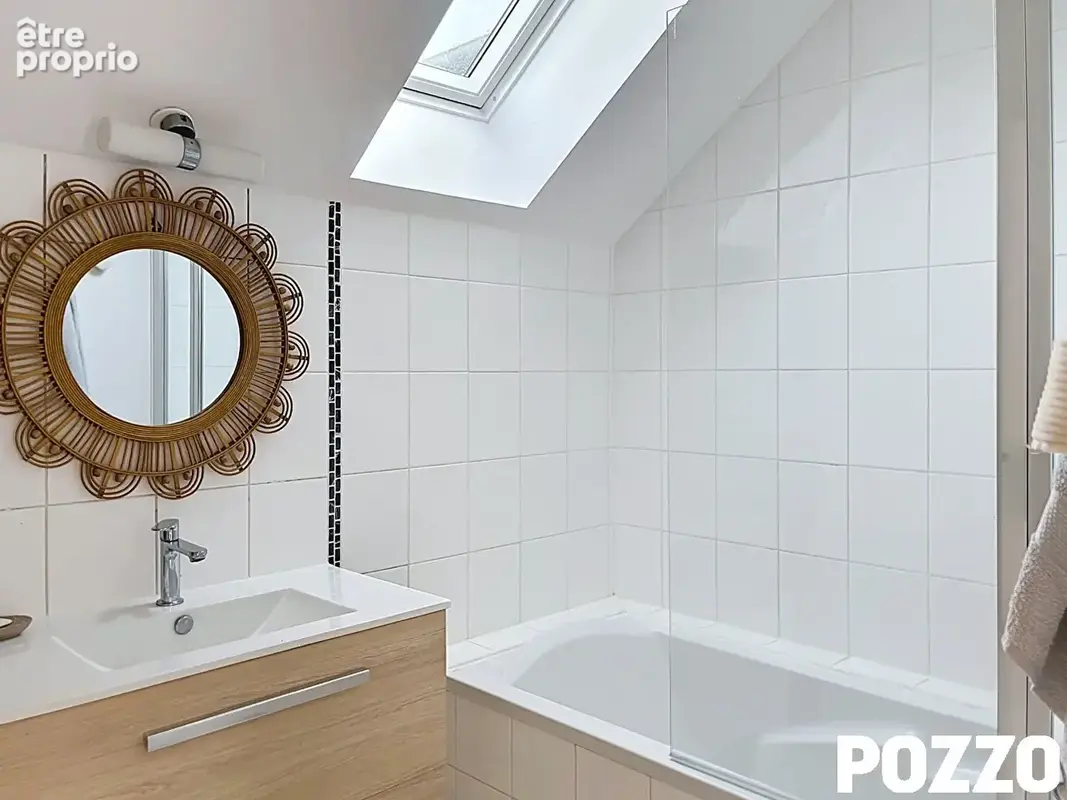 A Vendre Jolie Maison  de Ville  de 3 pp  située  à  Bayeux (14400) - photo 8
