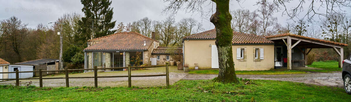 Maison à LA VERRIE