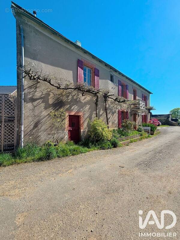 Photo 1 - Maison à LA SALVETAT-PEYRALES