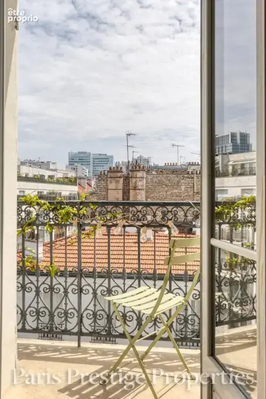 Appartement - Levallois-Perret - 50.2m² - photo 2