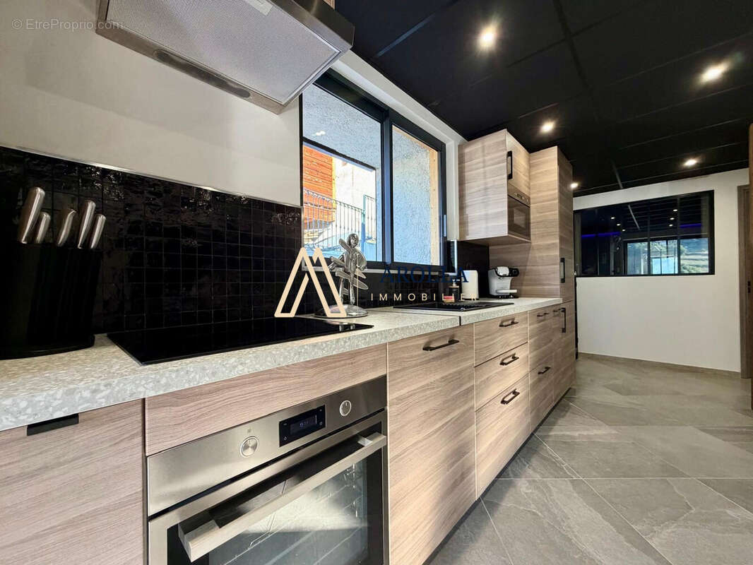 Appartement 94 m² à Bourg-Saint-Maurice  - photo 4
