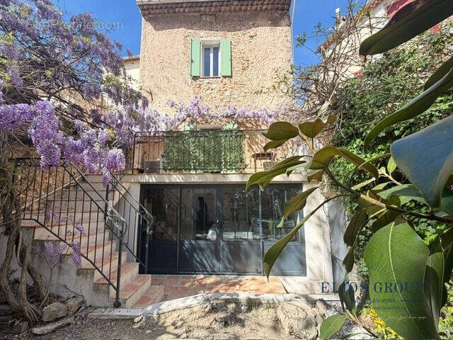 Maison à ROUGIERS