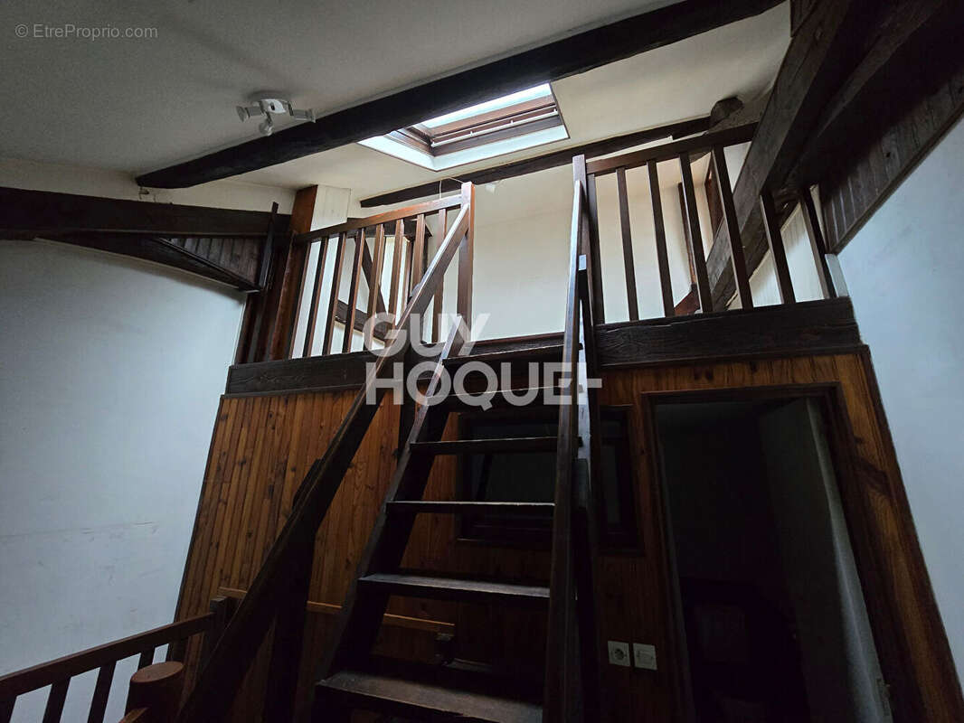 Maison à MILLY-LA-FORET