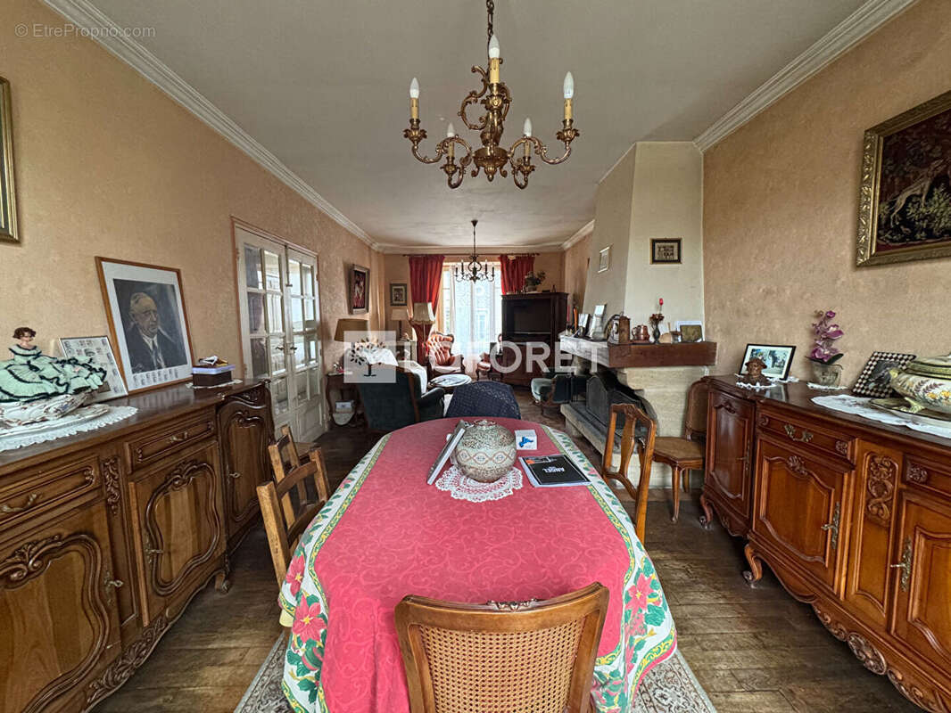 Maison à VILLEMOMBLE