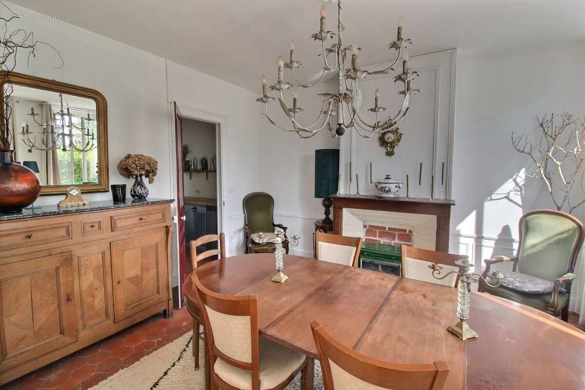 Photo 9 - Maison à NEUVILLE-SUR-VANNES