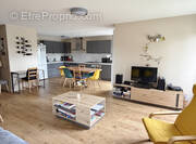Appartement à GREZIEU-LA-VARENNE
