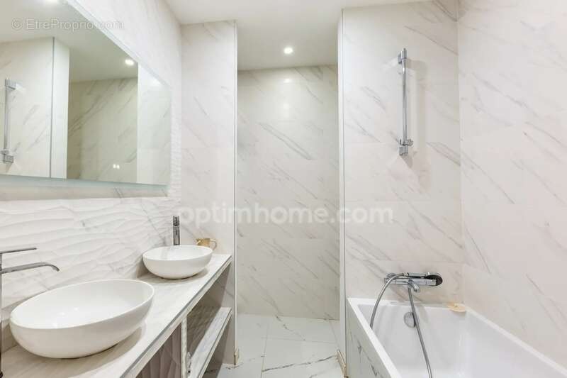 Appartement familial rénové de 107 m² - Coeur Presqu'Île Lyon 1er - photo 12