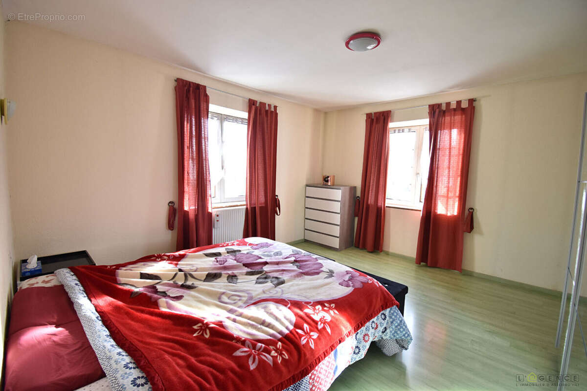 Maison à SAINT-LEONARD