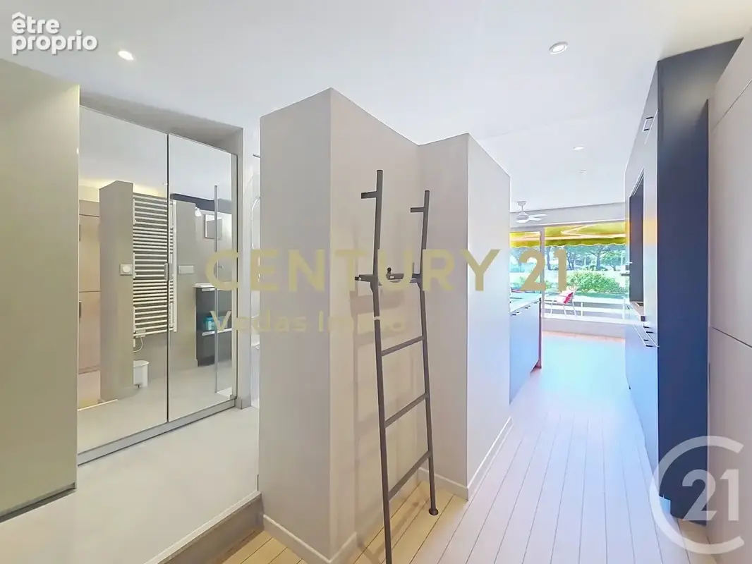 Appartement 1 pièce 30 m² à vendre à Le Grau-Du-Roi (30240) - photo 13