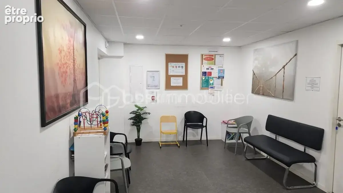 Saint-malo – bureau professionnel 15 m² – cabinet paramédical – 86 000 € hai - photo 3