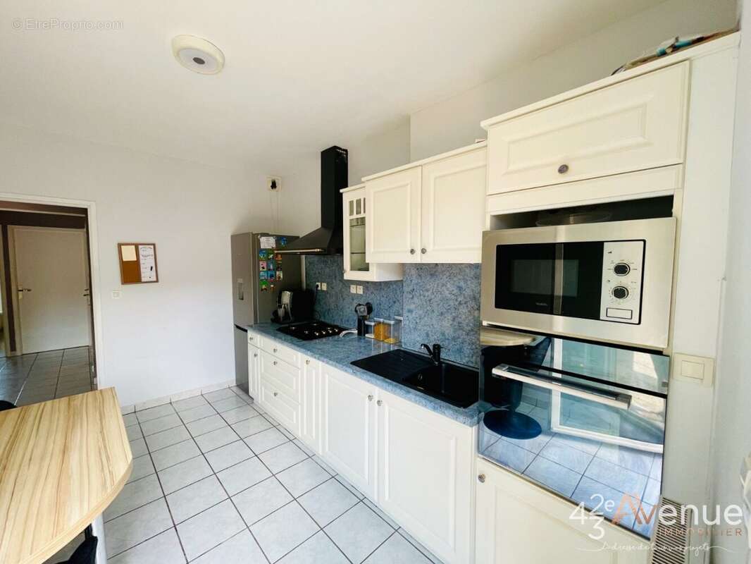 Appartement à AUREC-SUR-LOIRE