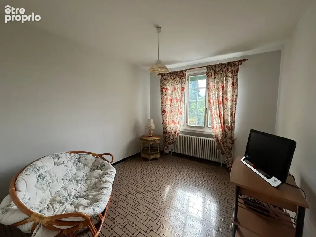 Maison familiale de 110 m2 sur un terrain de plus de 2 000 m2   Corbas - photo 14