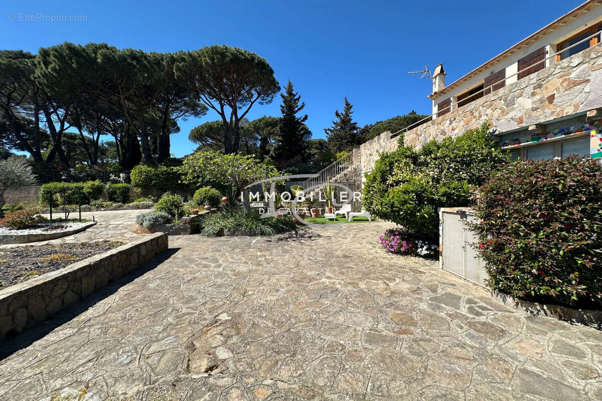 Maison à LA CROIX-VALMER