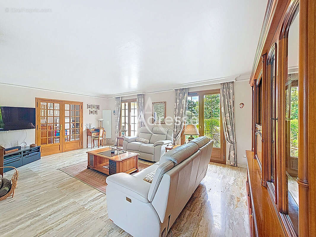 Maison à SAINT-GERMAIN-SUR-MORIN