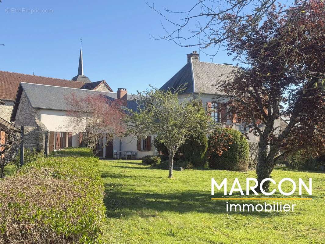 Maison à CRESSAT