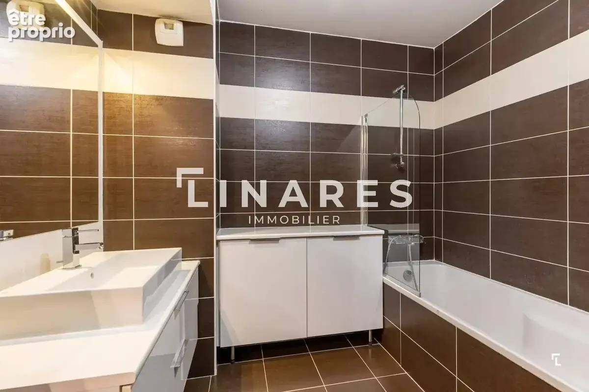 LE BORELY - Appartement T3 de 100 m2 - Terrasses - Calme et vue dégagée - 13008 - photo 6