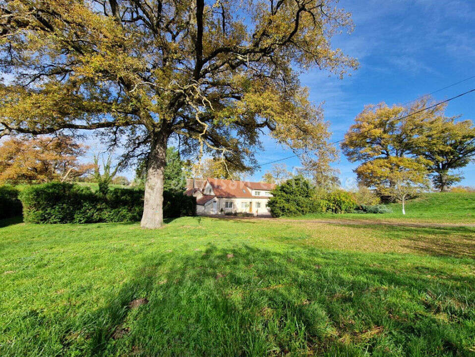 Maison à SAINT-POURCAIN-SUR-SIOULE