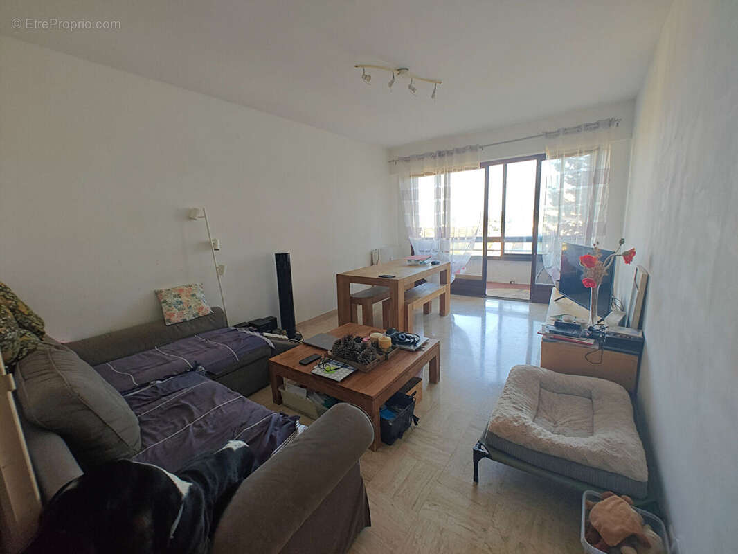 Appartement toulon est la serinette . exclusivité !!! . 3 pieces 71m2 avec terrasse et loggia. - photo 3