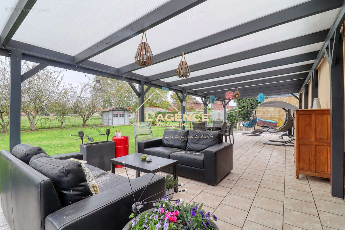 Maison à HAZEBROUCK