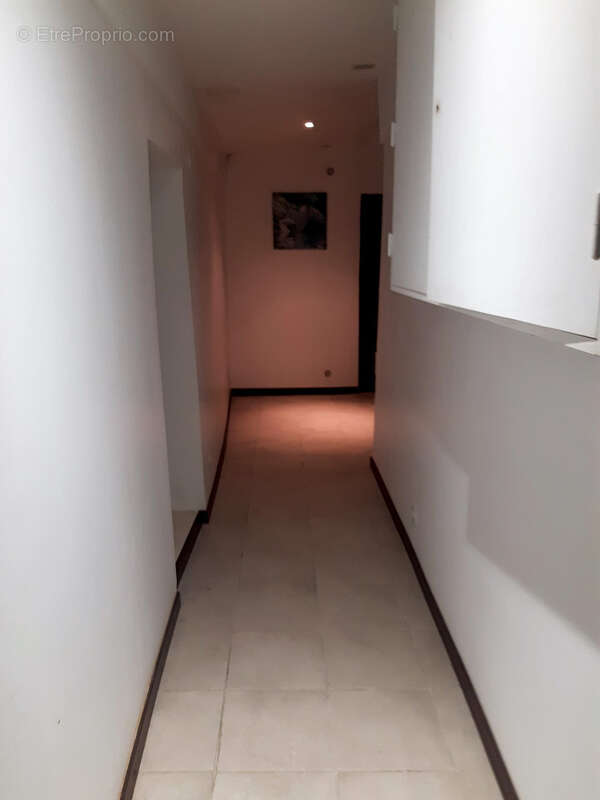T2 dernier etage hyeres - photo 11