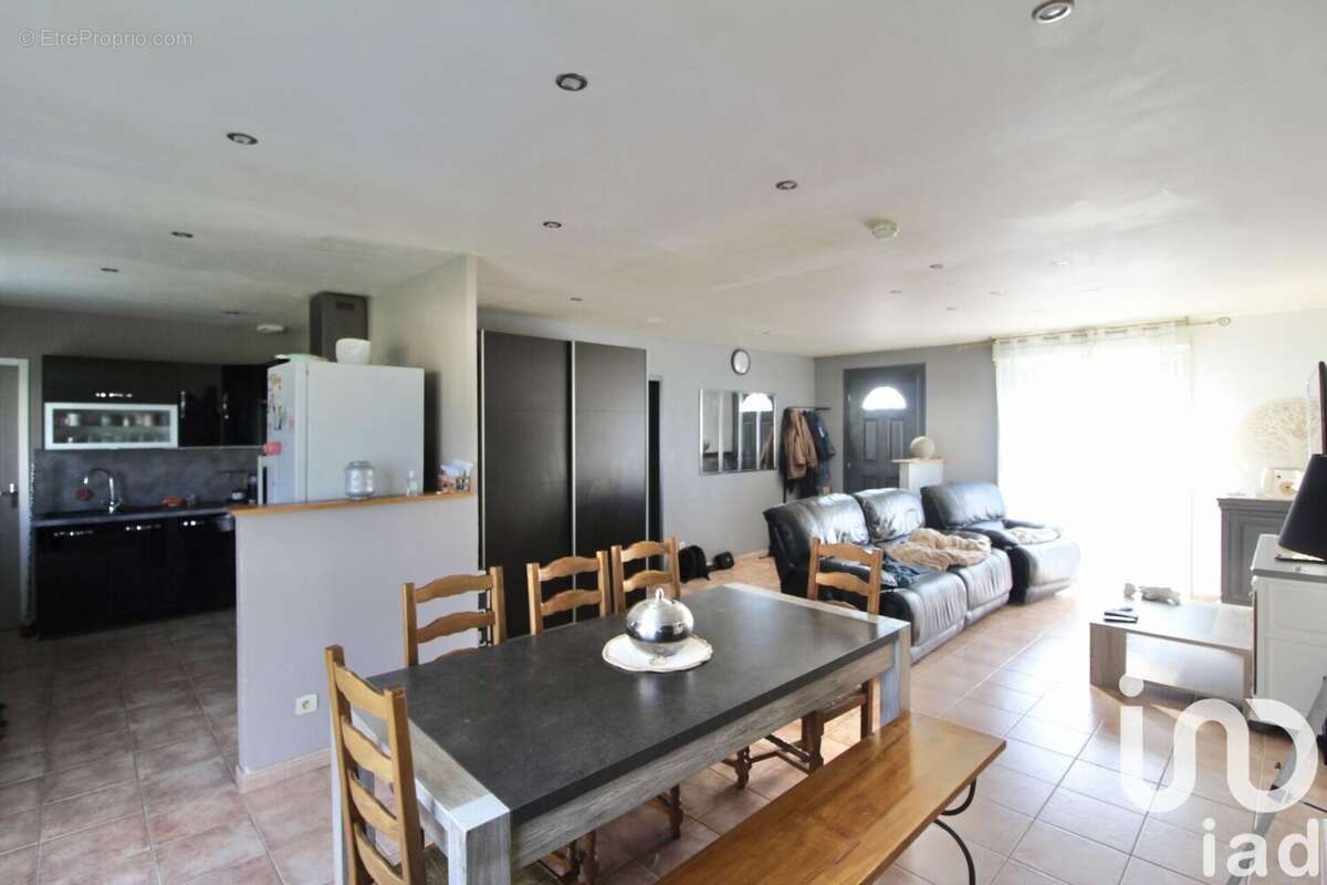 Photo 3 - Maison à COURTENAY