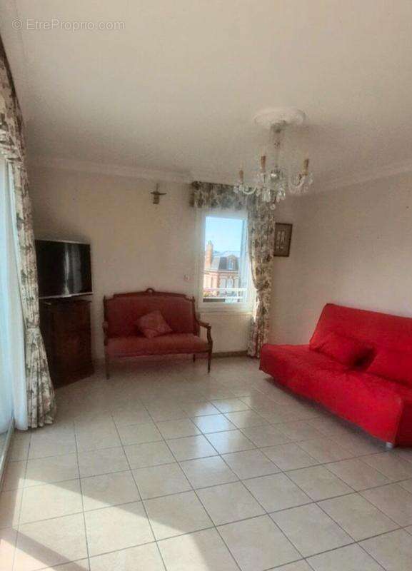 Appartement à OUISTREHAM
