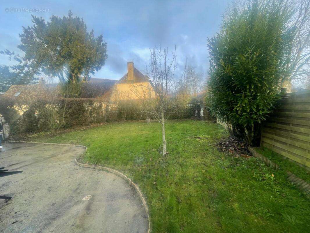 Maison à LA MESNIERE