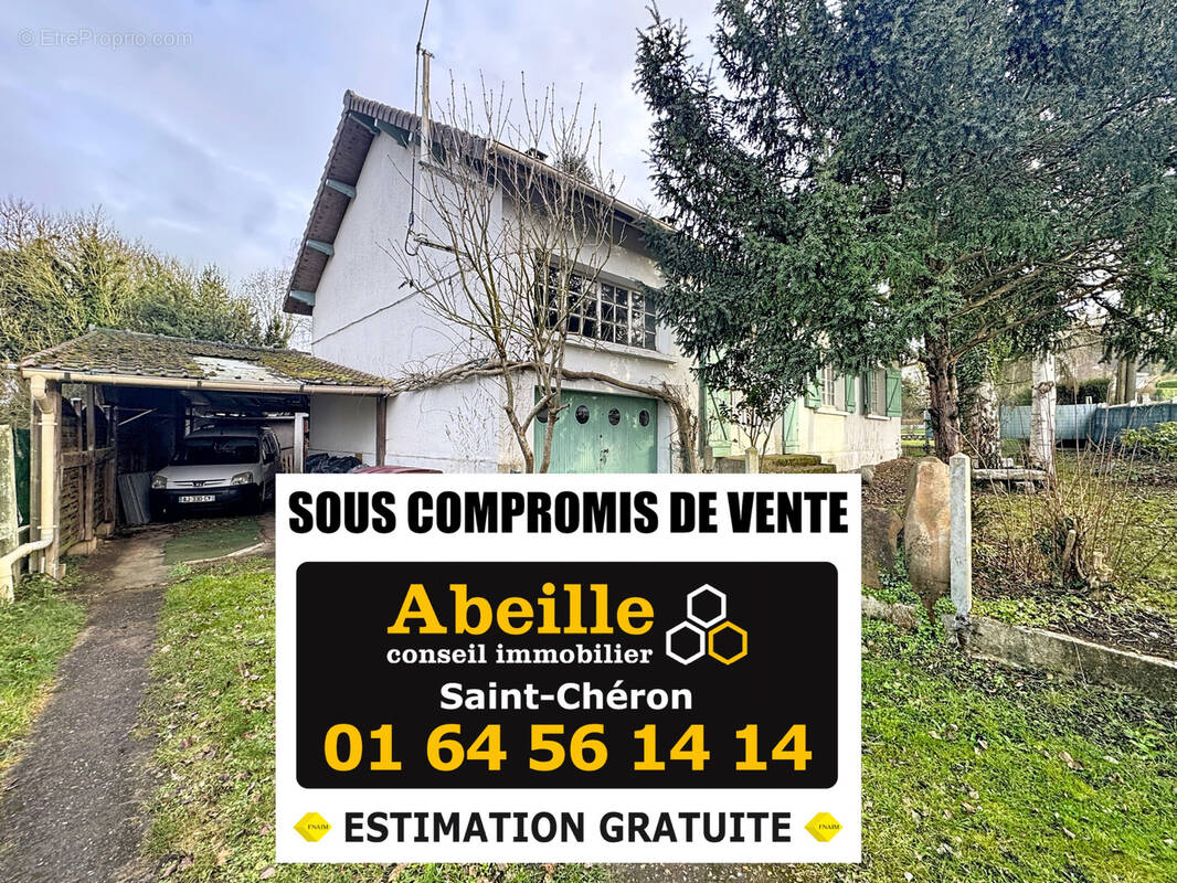 Maison à SAINT-CHERON