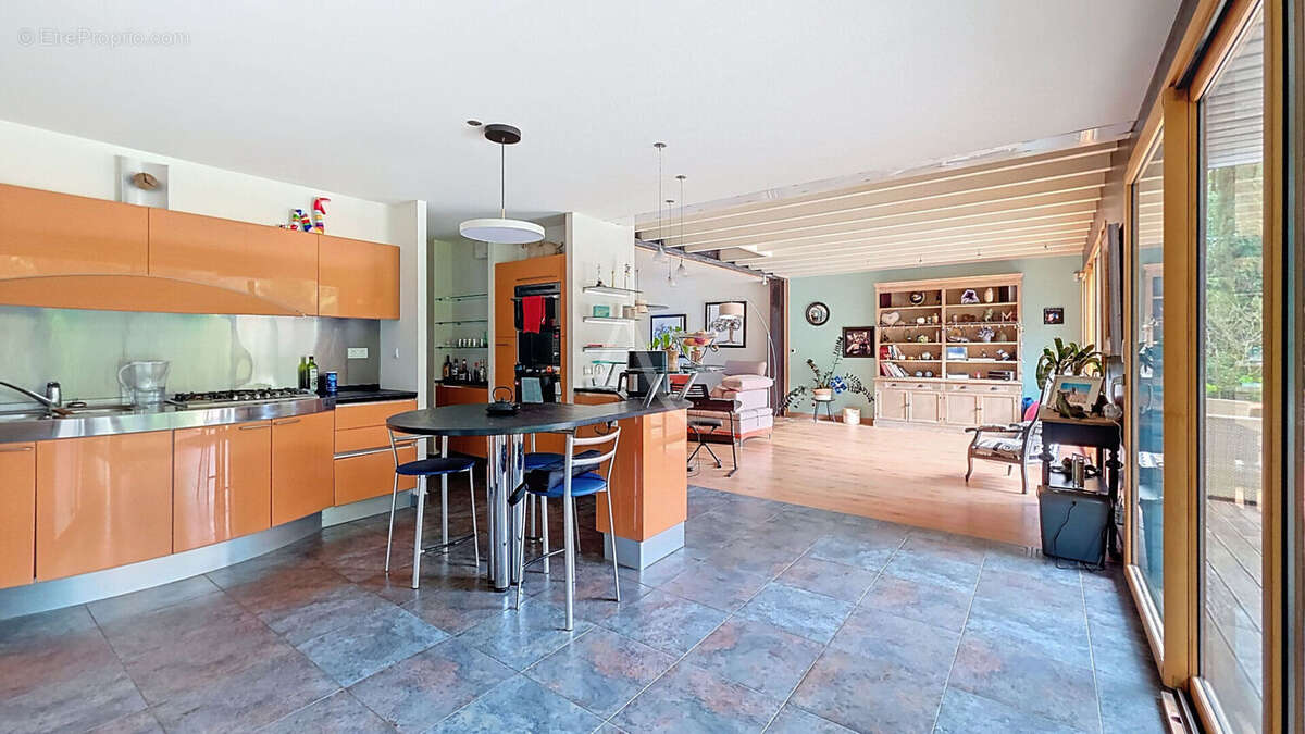 Maison à BOUCHEMAINE